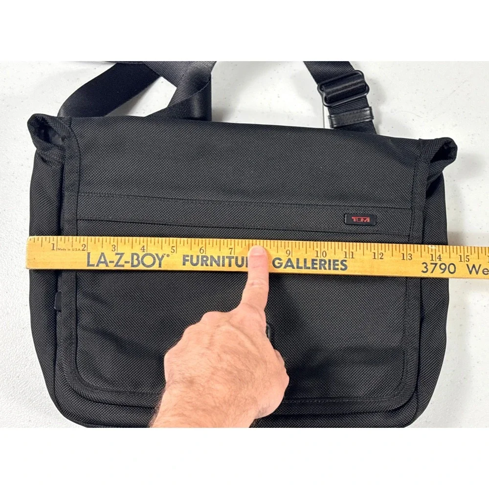 Tumi Alpha Black Ballistic Nylon Messenger Bag Crossbody Laptop Travel Case